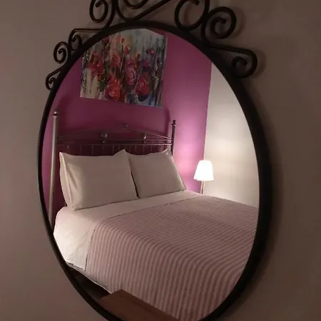 Marlera Corfu Old Town Apartment *